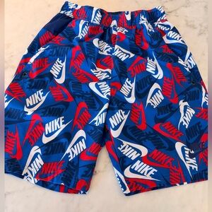 Nike Boys Multicolor Graphic Print Shorts, size L, EUC